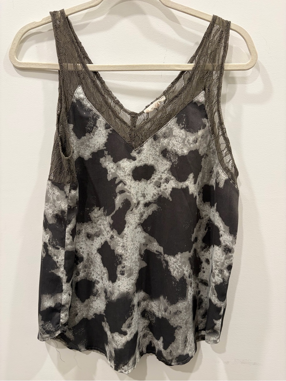Mystree Black and Gray Marbled color Lace Trim Tank Top‎